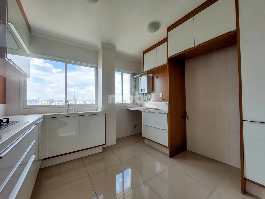 Apartamento para alugar com 3 quartos