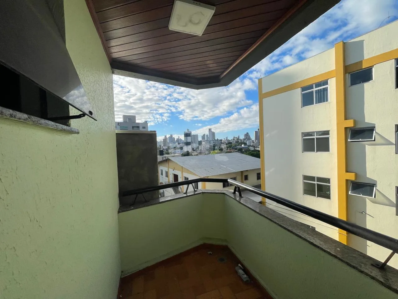 Apartamento para alugar com 2 quartos