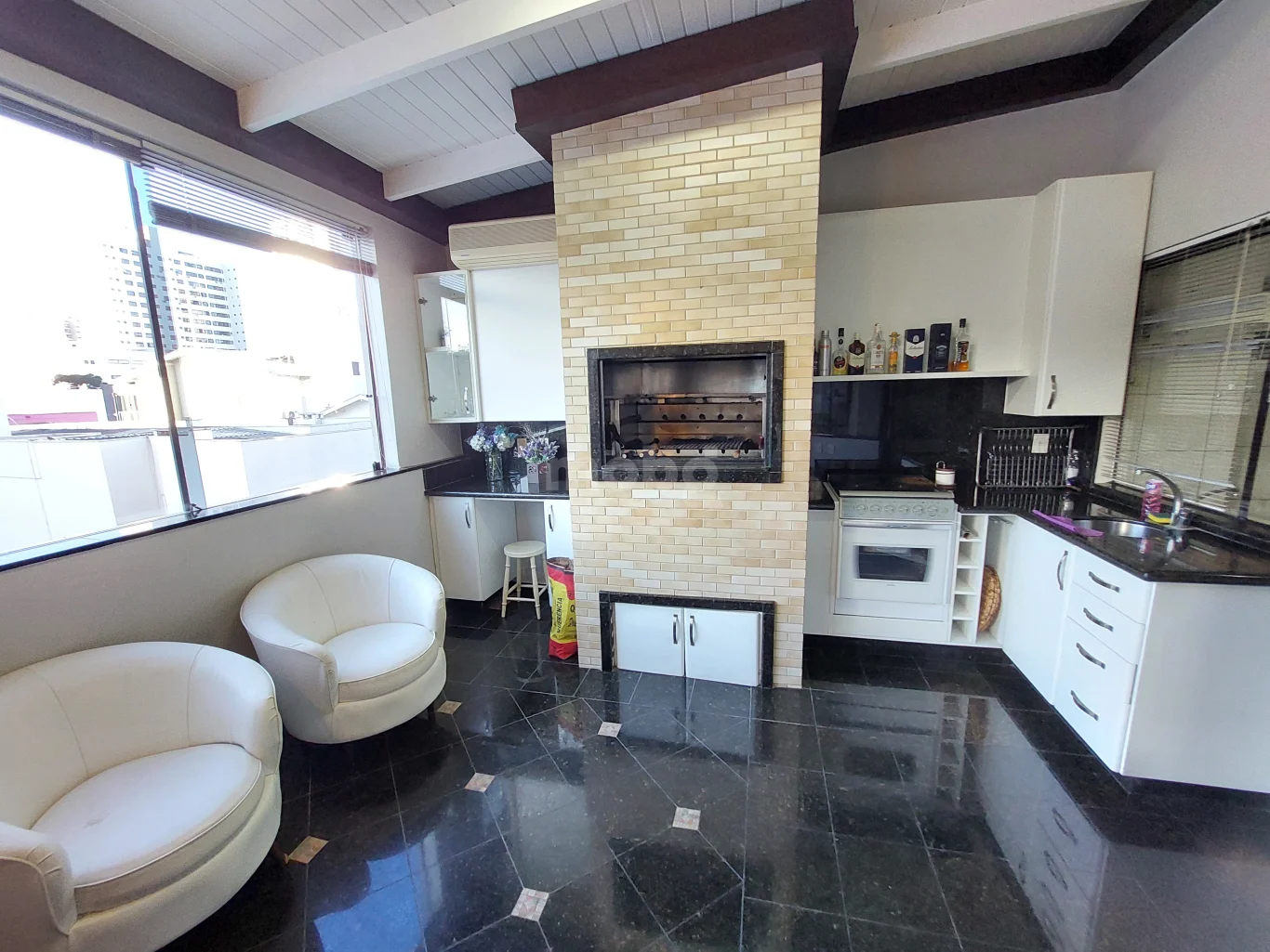 Apartamento para alugar com 3 quartos