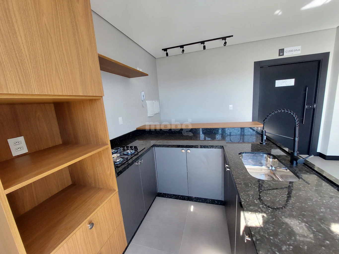 Apartamento para alugar com 1 quartos