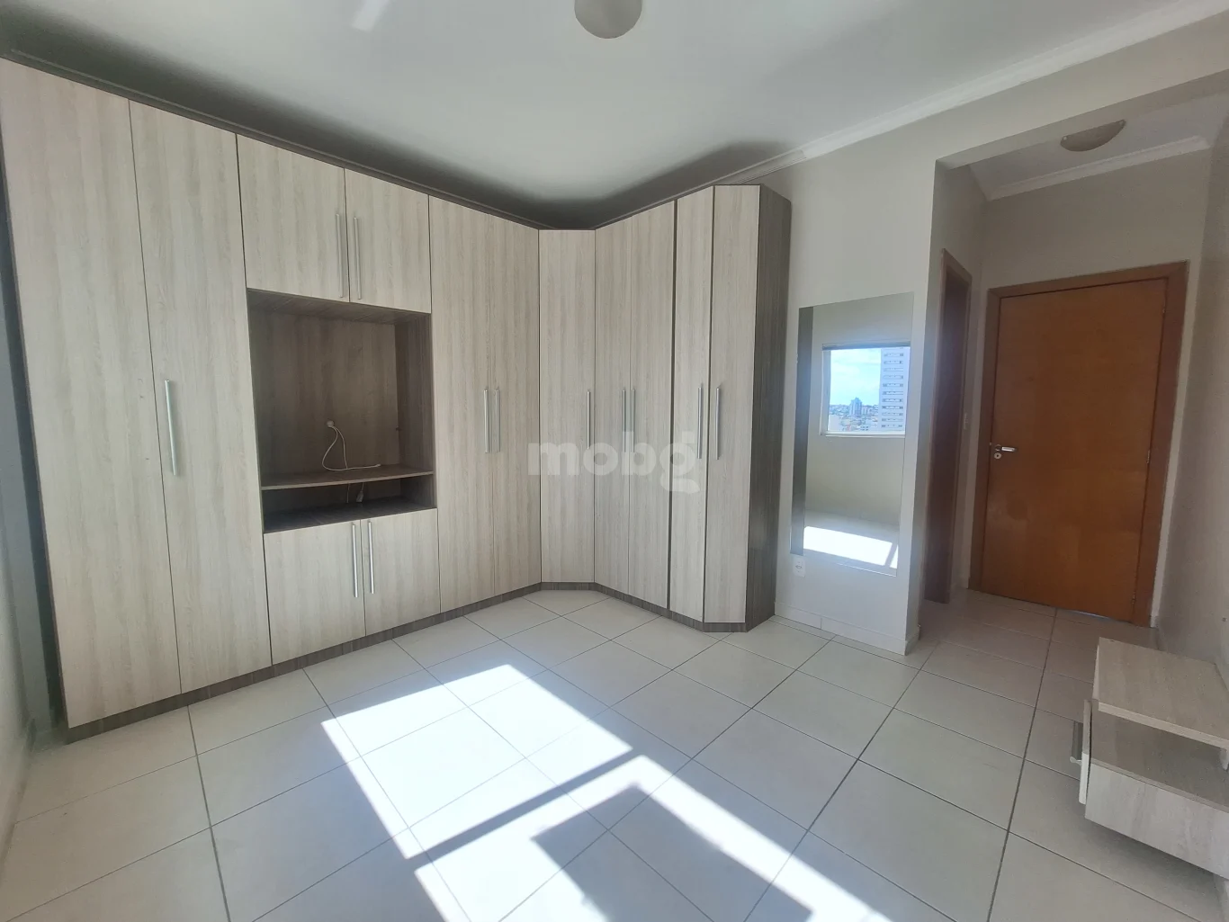 Apartamento para alugar com 3 quartos