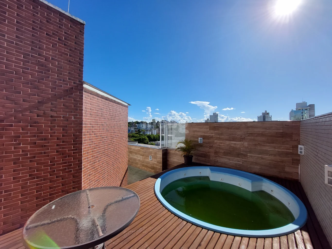 Apartamento para alugar com 3 quartos
