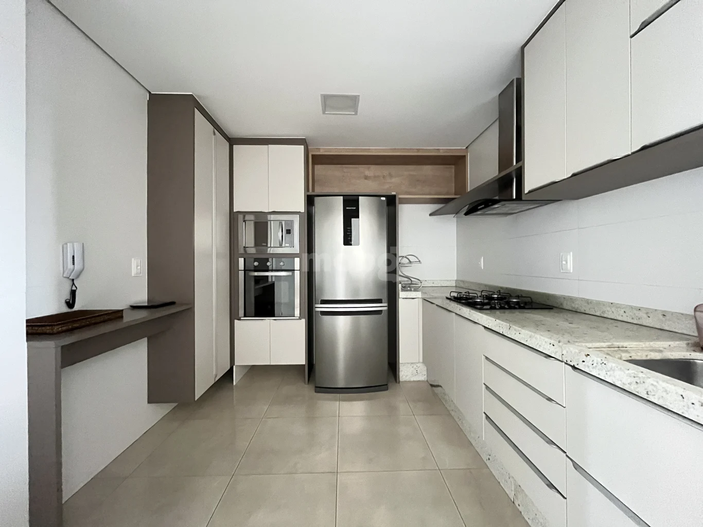 Apartamento para alugar com 3 quartos