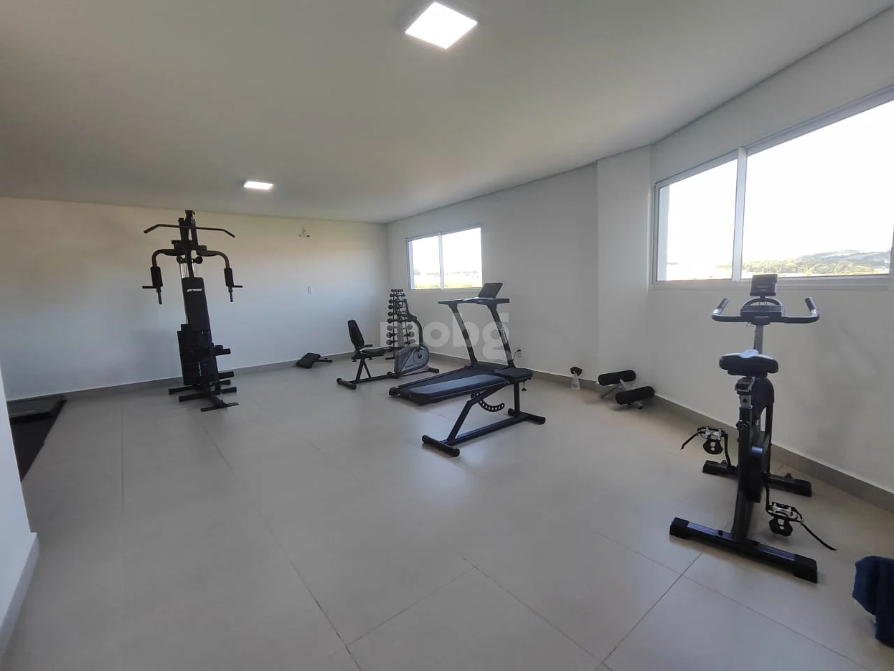 Apartamento para alugar com 2 quartos