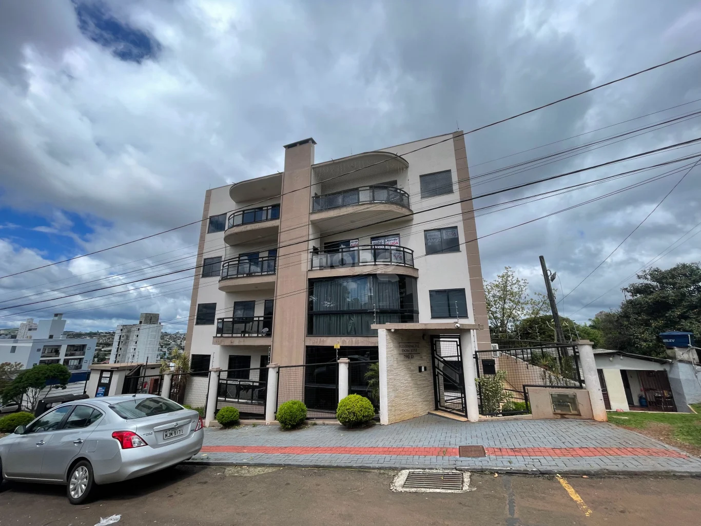 Apartamento para alugar com 3 quartos