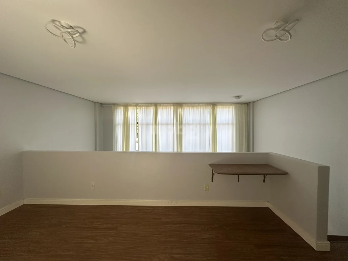 Apartamento para alugar com 1 quartos