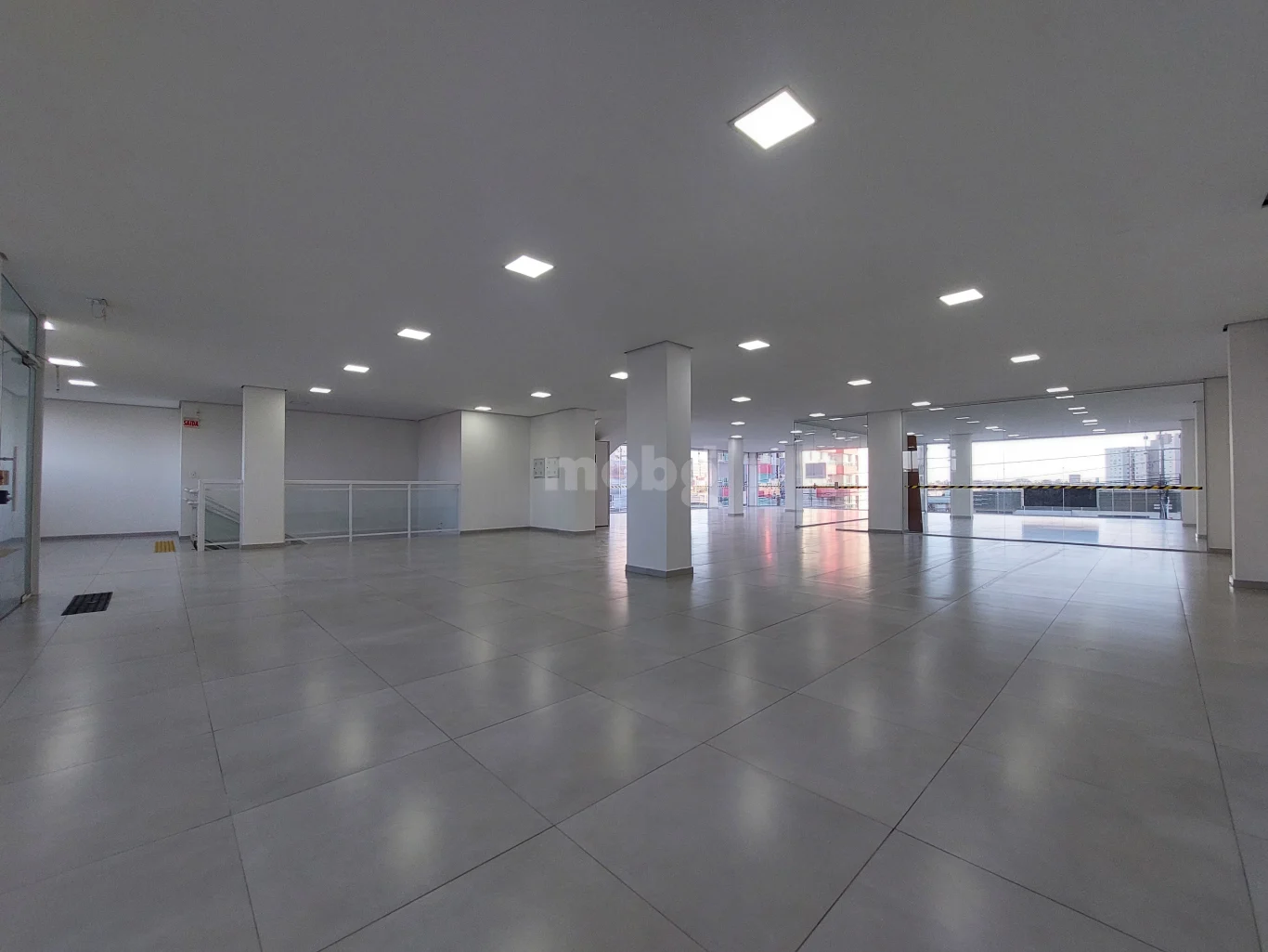 Sala_Comercial para alugar com null quartos