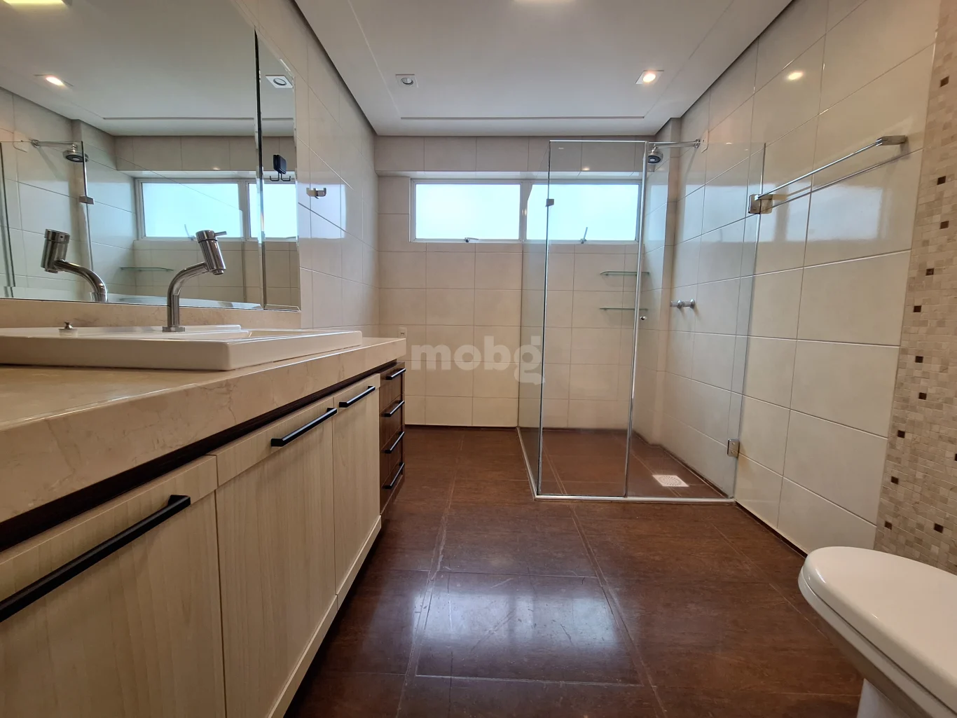 Apartamento para alugar com 3 quartos