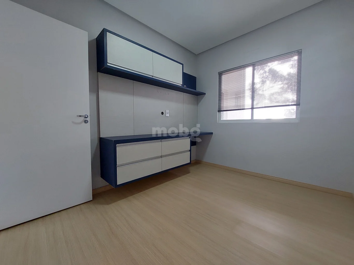 Apartamento para alugar com 3 quartos