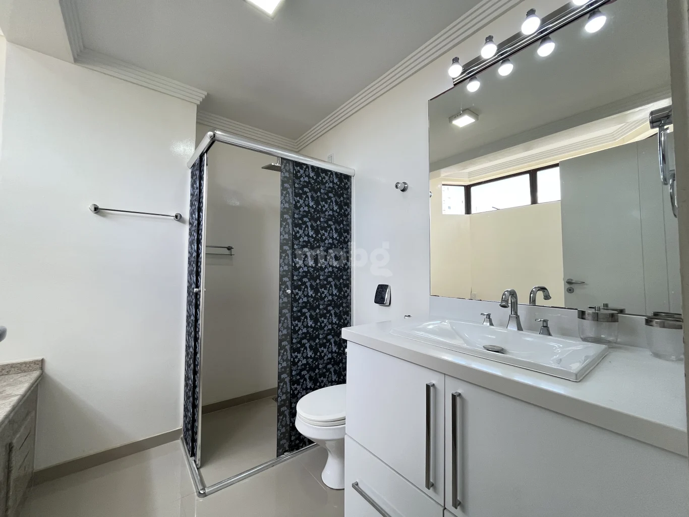 Apartamento para alugar com 3 quartos