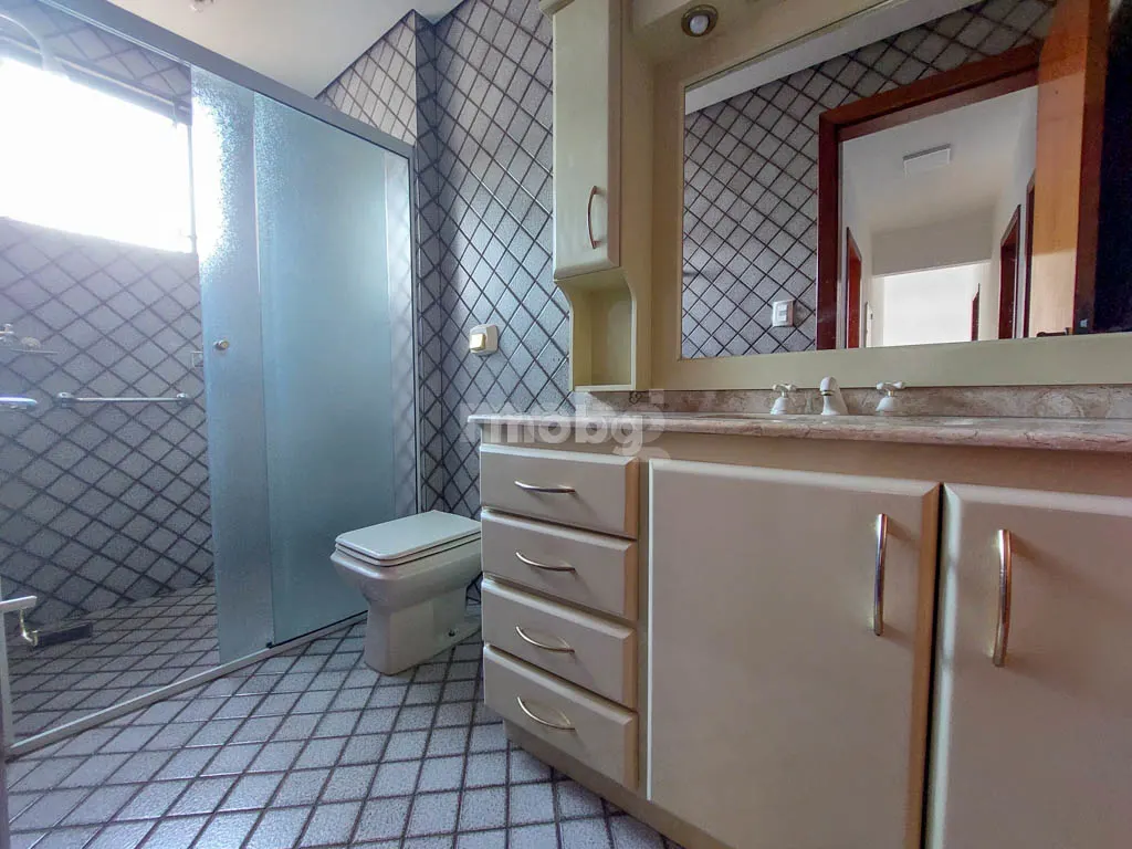 Apartamento para alugar com 3 quartos