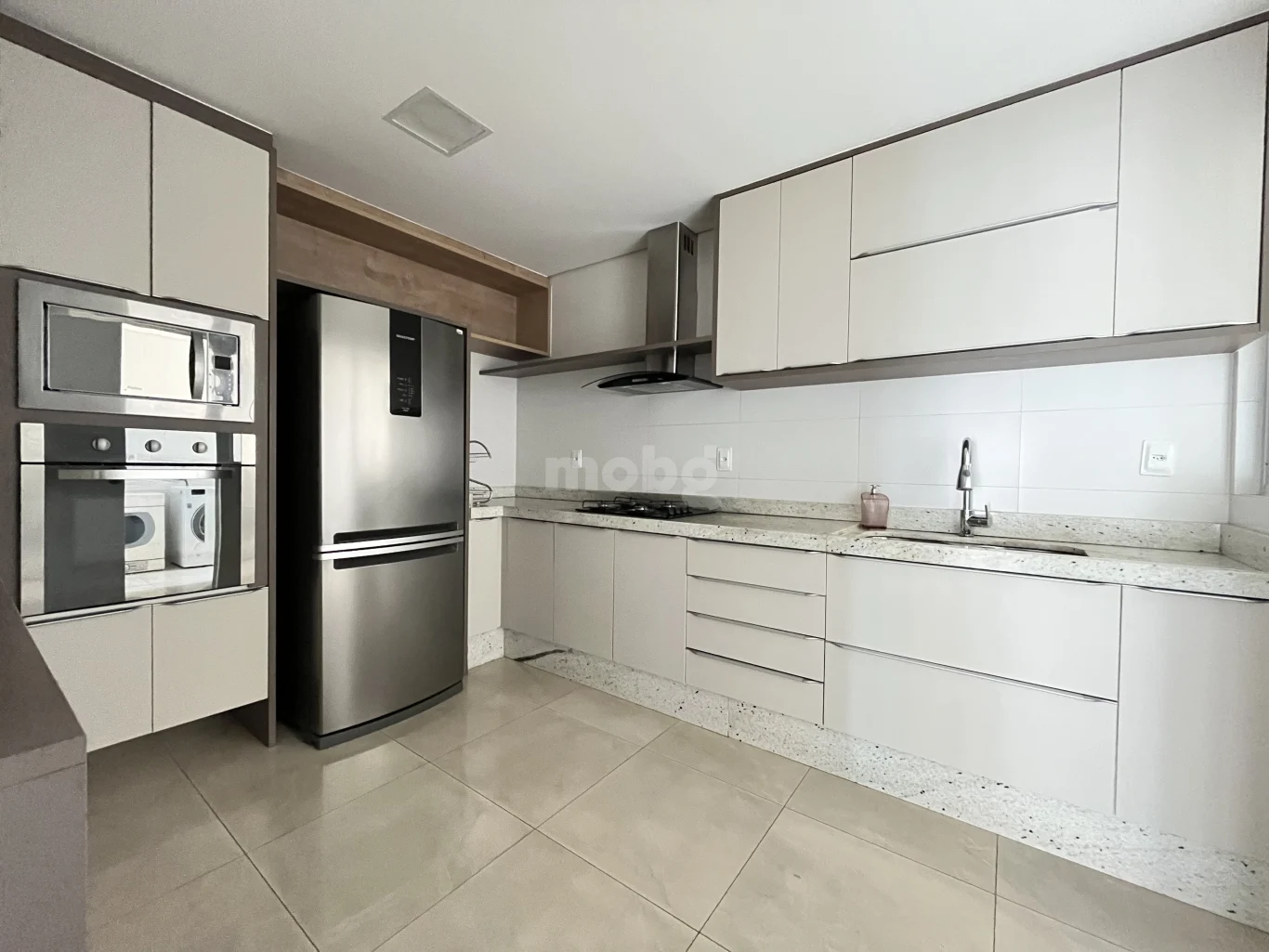 Apartamento para alugar com 3 quartos