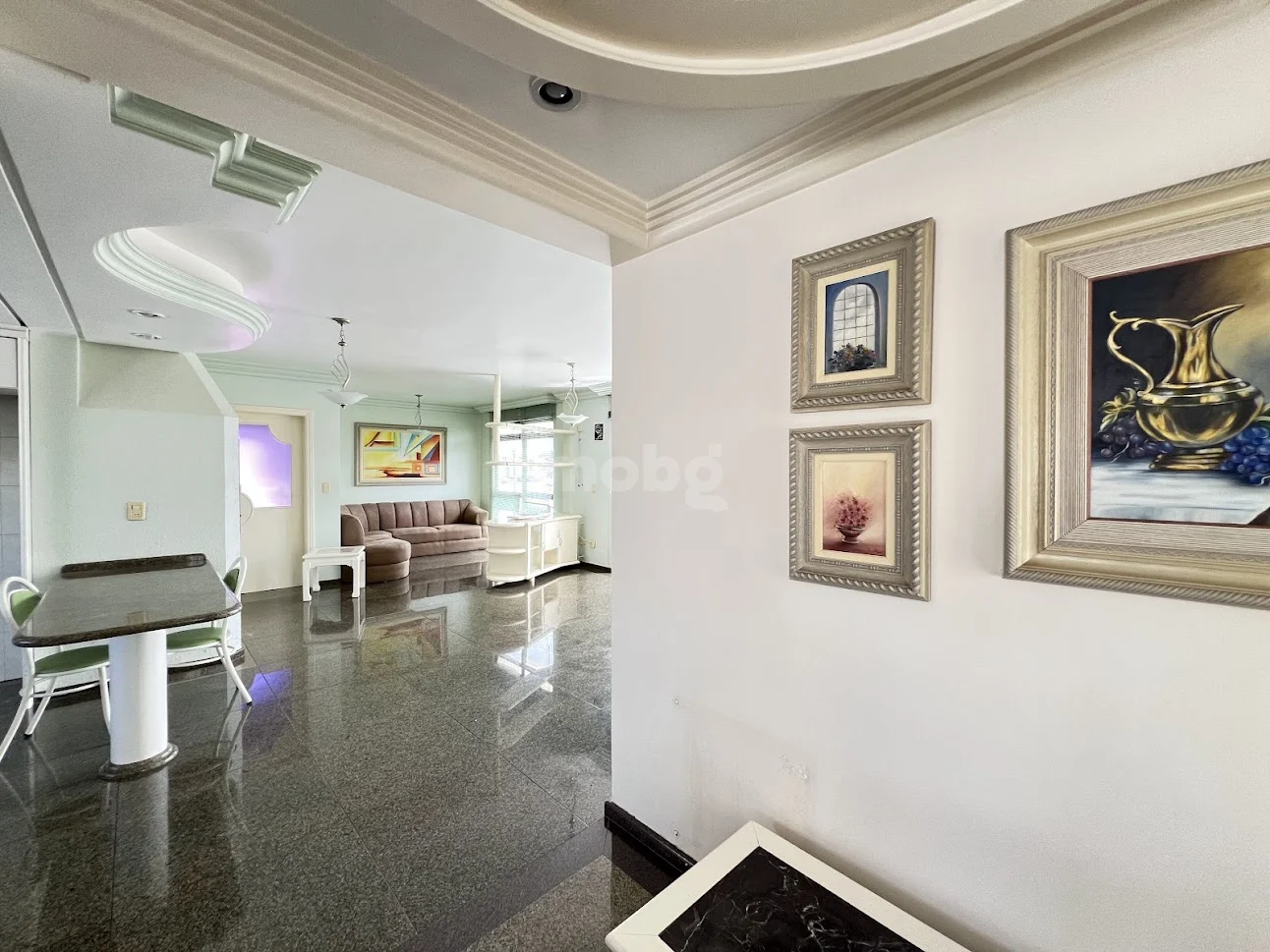 Apartamento para alugar com 4 quartos