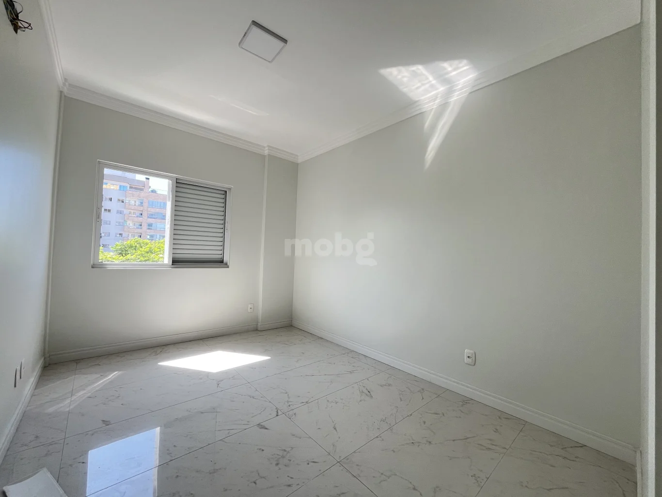 Apartamento para alugar com 3 quartos