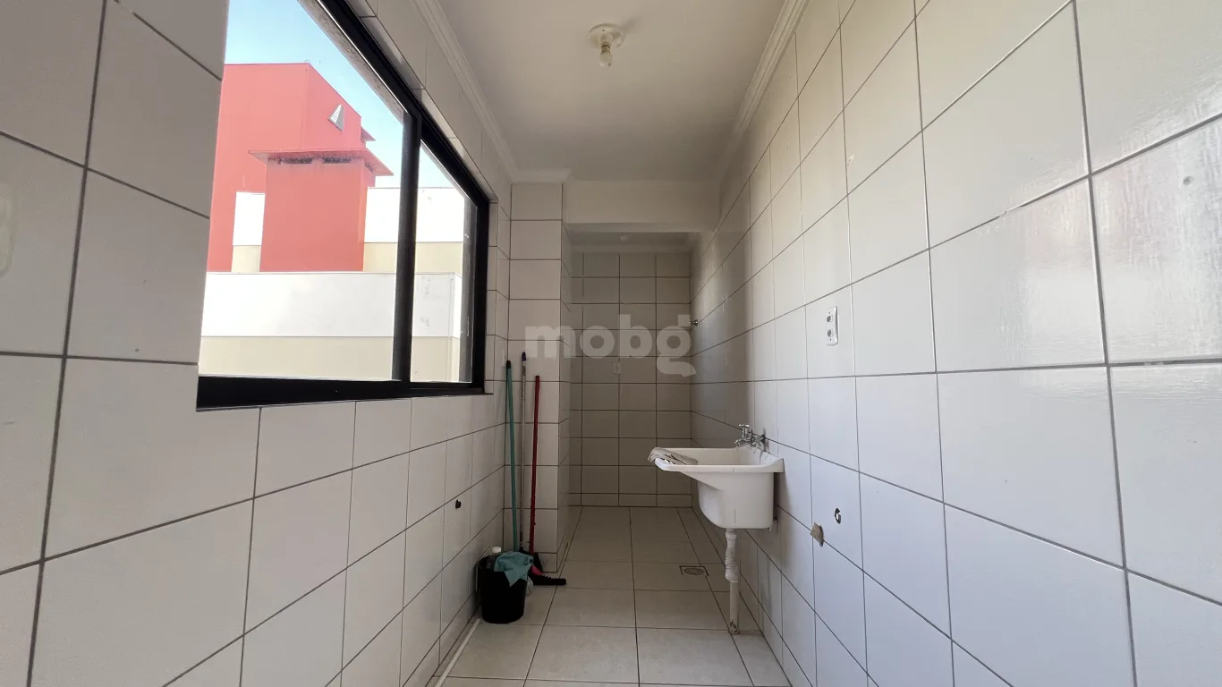 Apartamento para alugar com 3 quartos