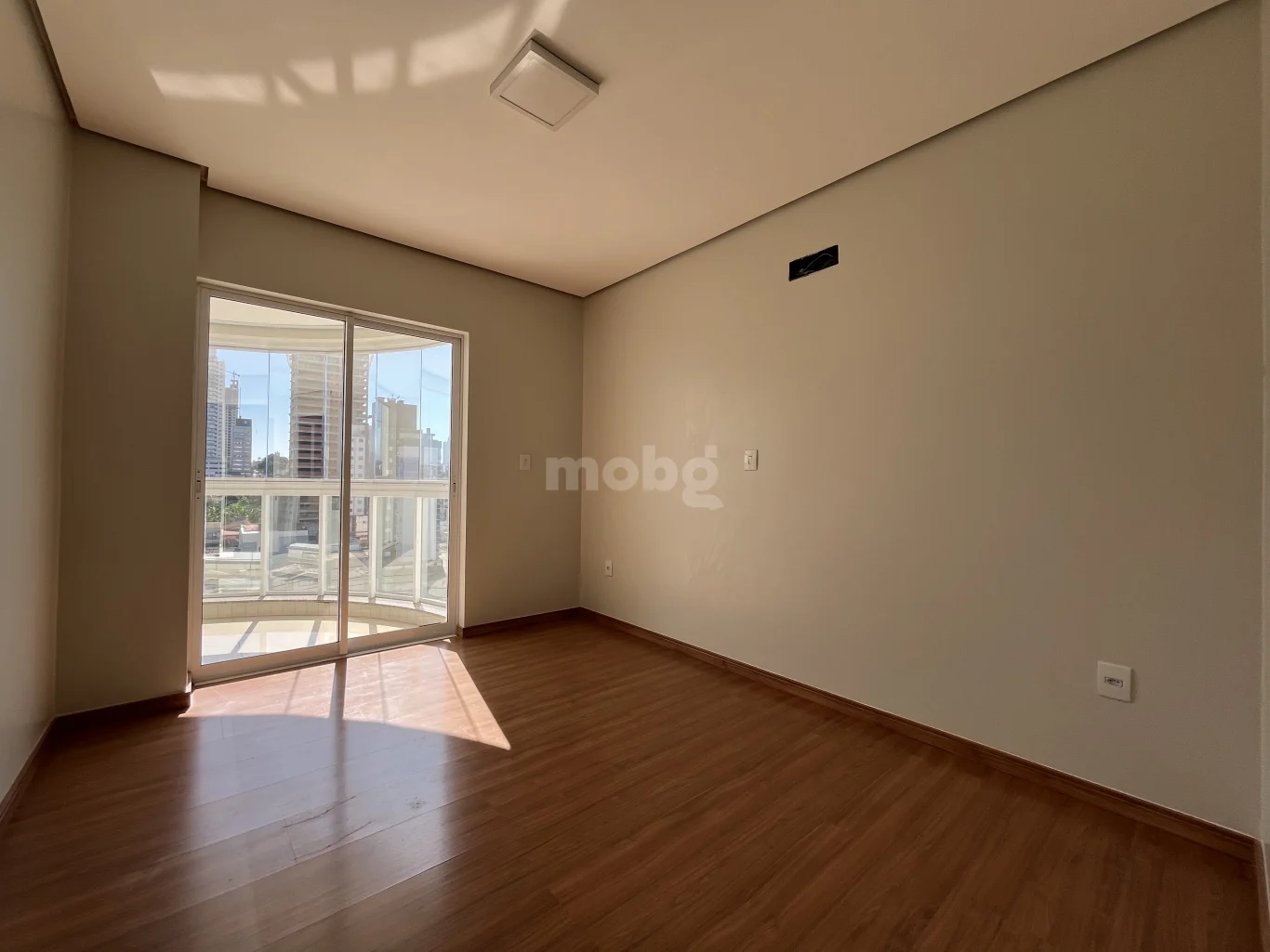 Apartamento para alugar com 3 quartos