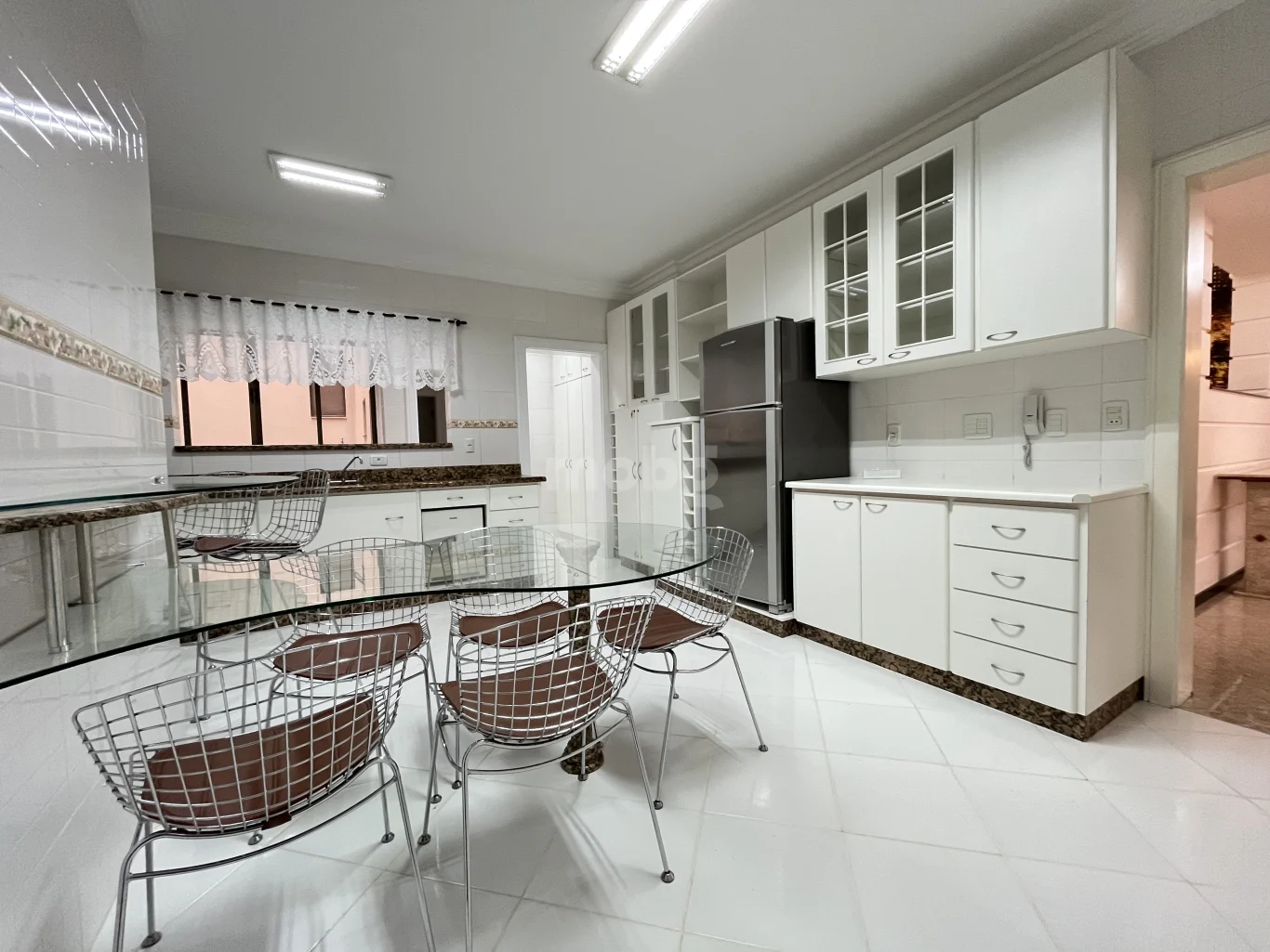 Apartamento para alugar com 3 quartos