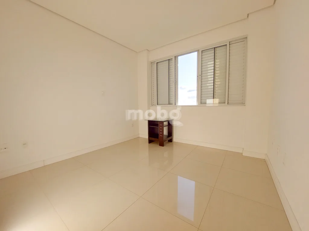 Apartamento para alugar com 2 quartos