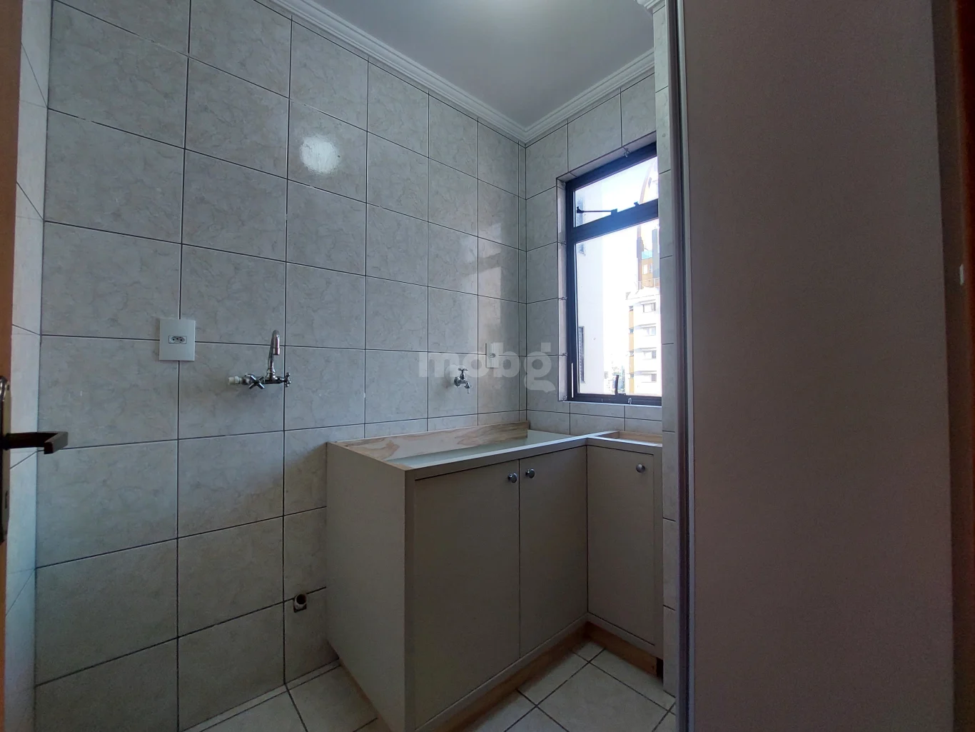 Apartamento para alugar com 3 quartos