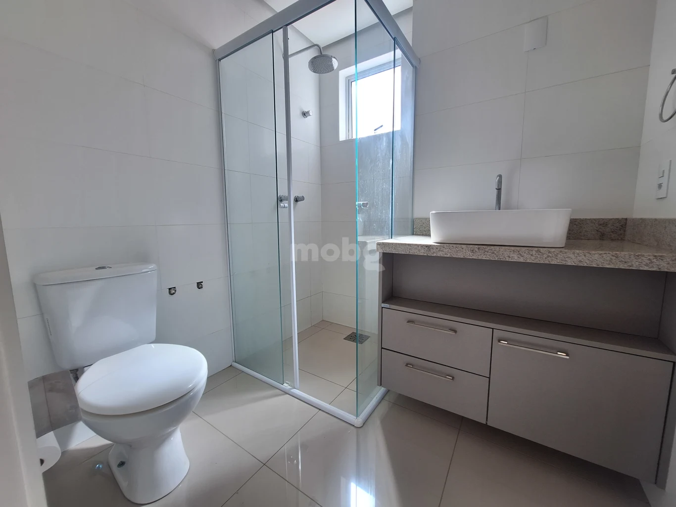 Apartamento para alugar com 3 quartos