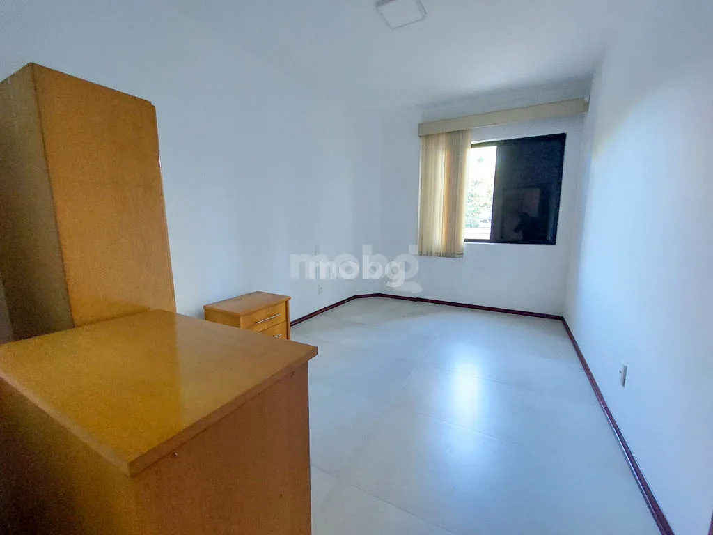 Apartamento para alugar com 3 quartos