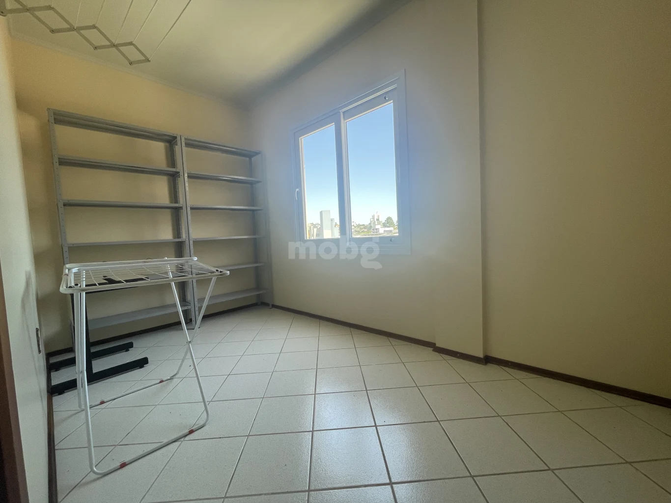 Apartamento para alugar com 4 quartos