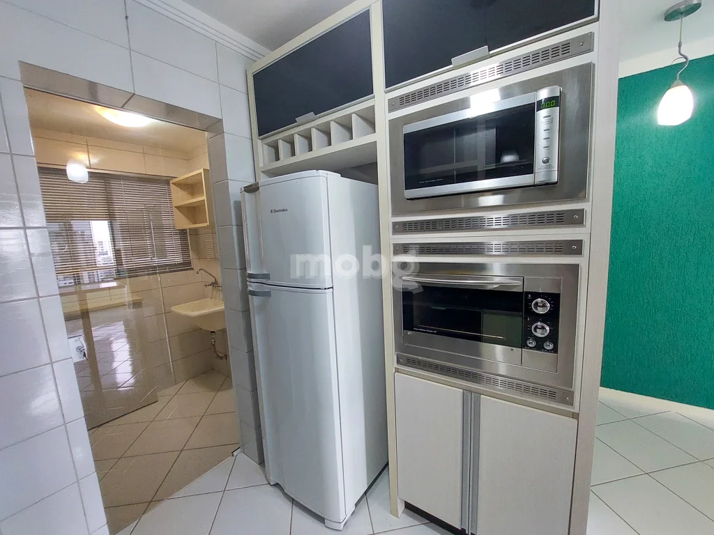 Apartamento para alugar com 3 quartos