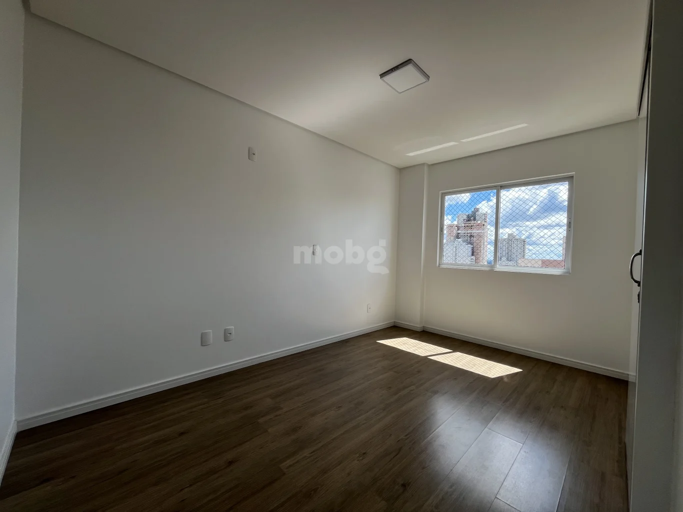 Apartamento para alugar com 3 quartos