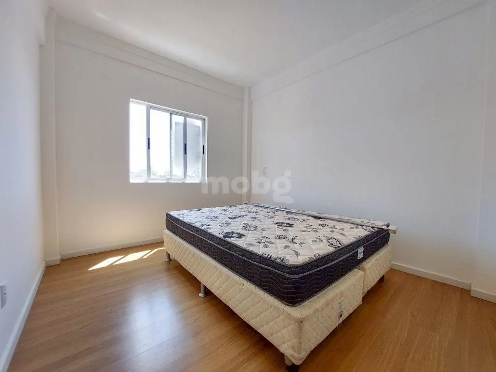 Apartamento para alugar com 3 quartos