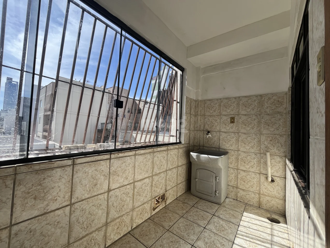 Apartamento para alugar com 3 quartos