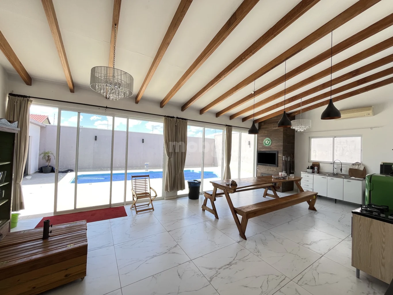 Casa para alugar com 4 quartos