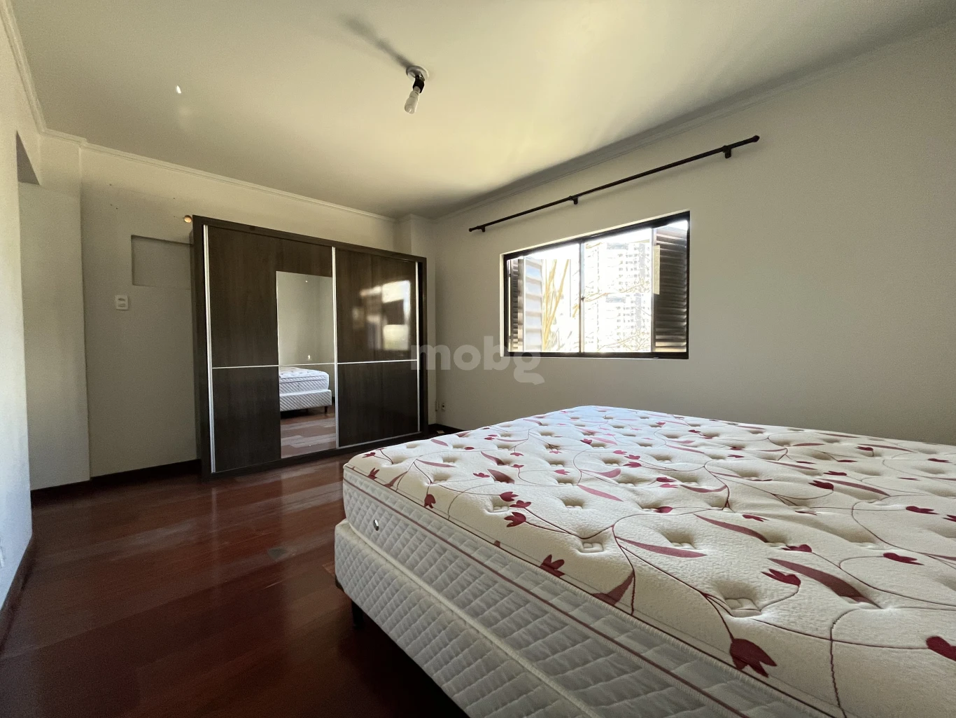 Apartamento para alugar com 3 quartos