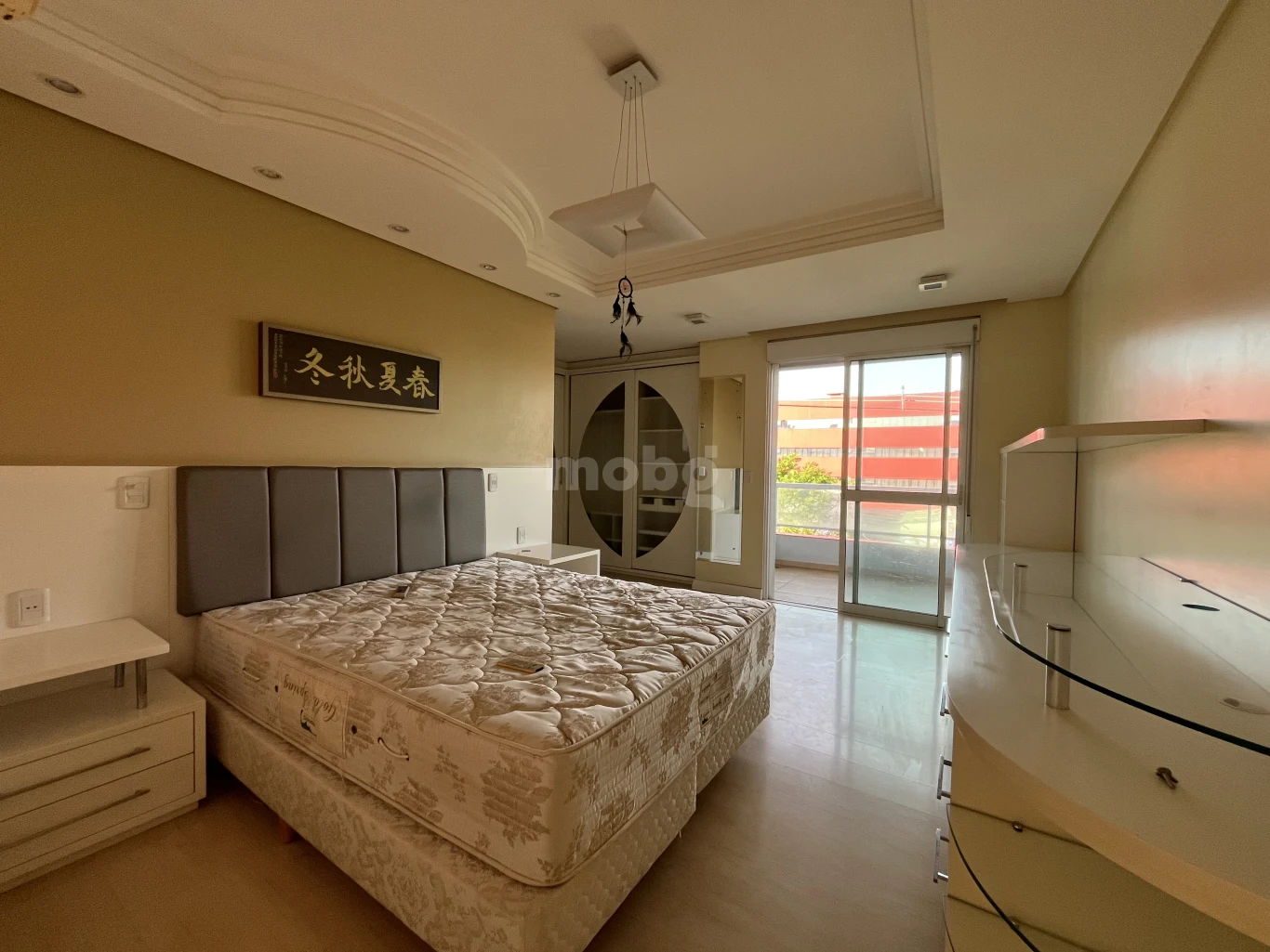 Apartamento para alugar com 4 quartos