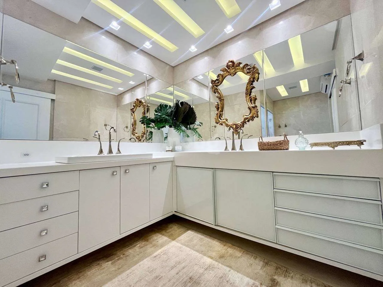 Apartamento para alugar com 3 quartos