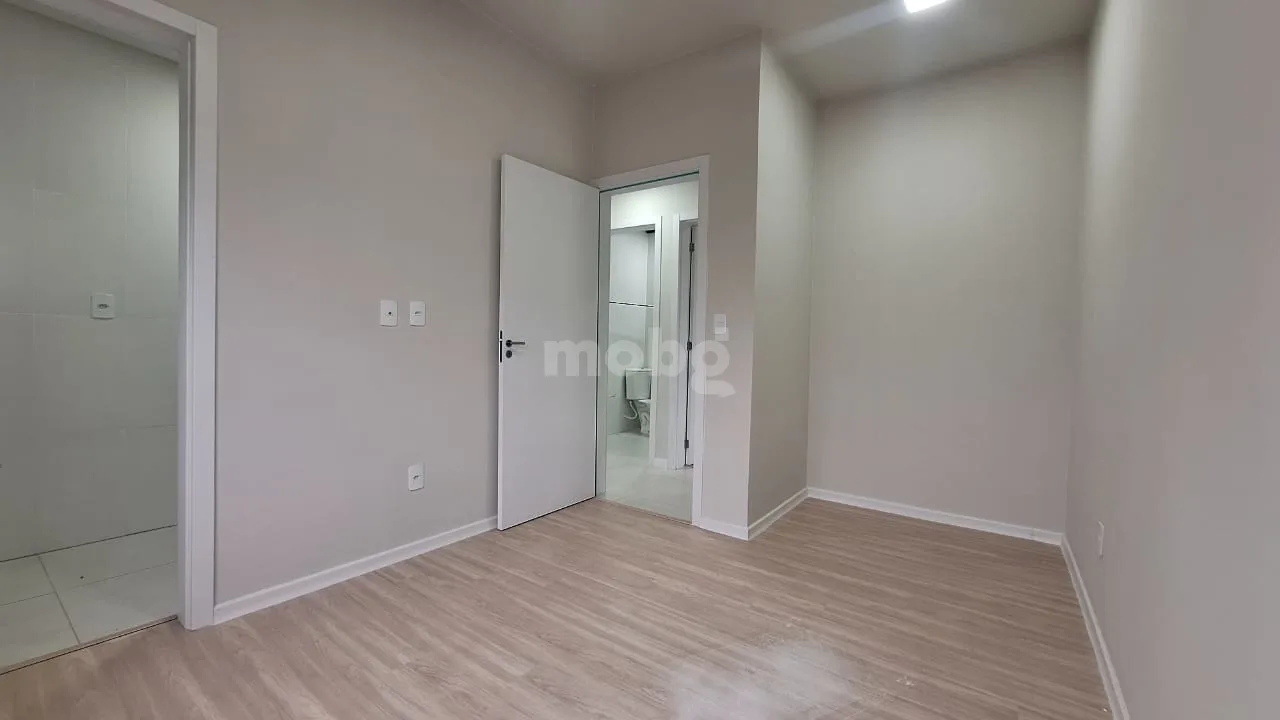 Apartamento para alugar com 2 quartos
