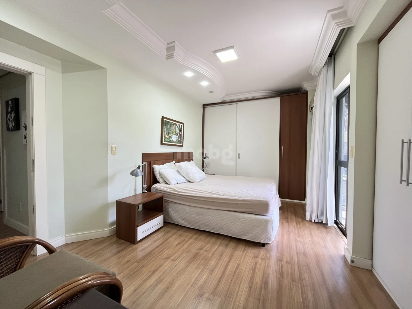 Apartamento para alugar com 3 quartos