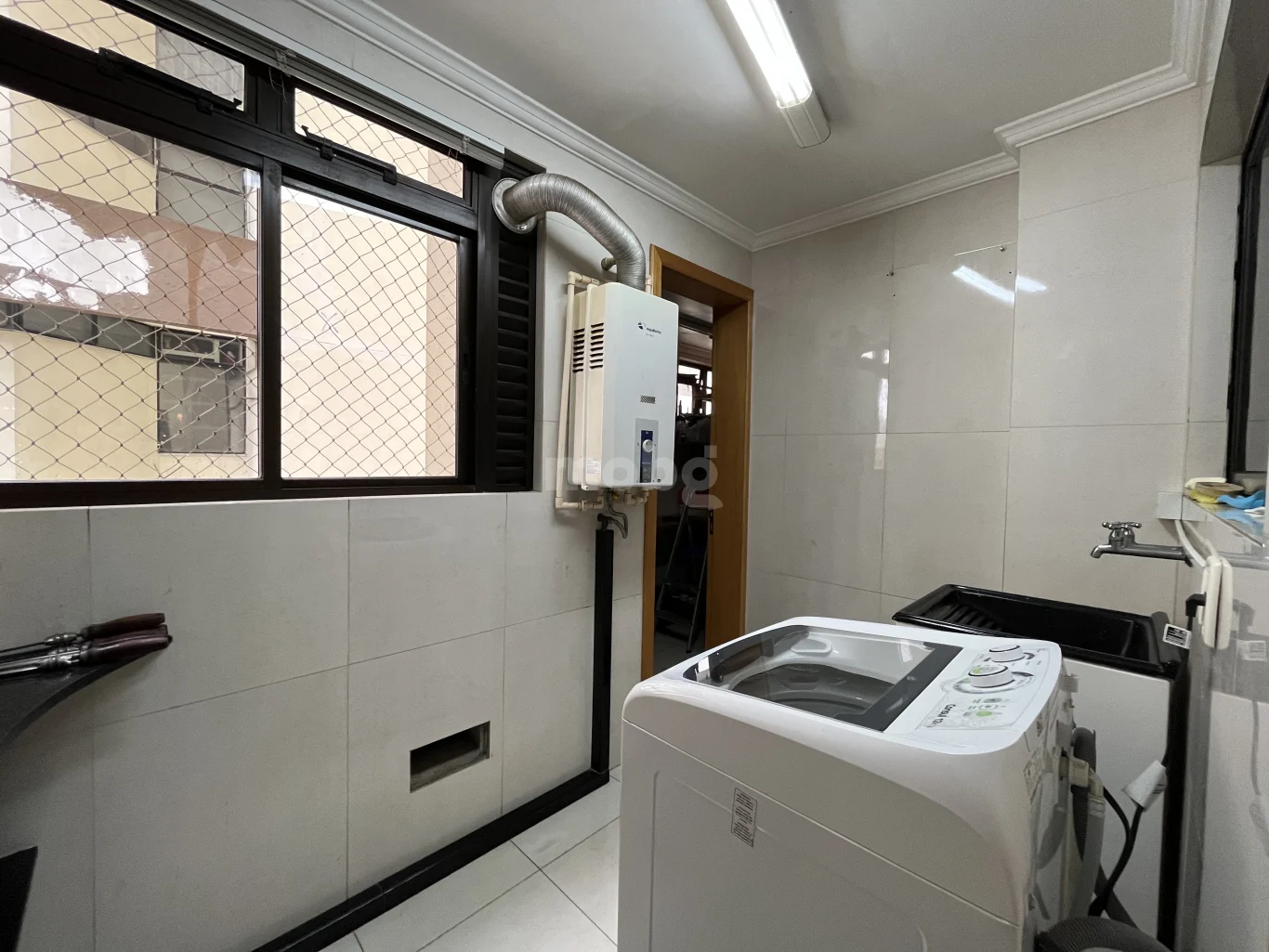 Apartamento para alugar com 3 quartos