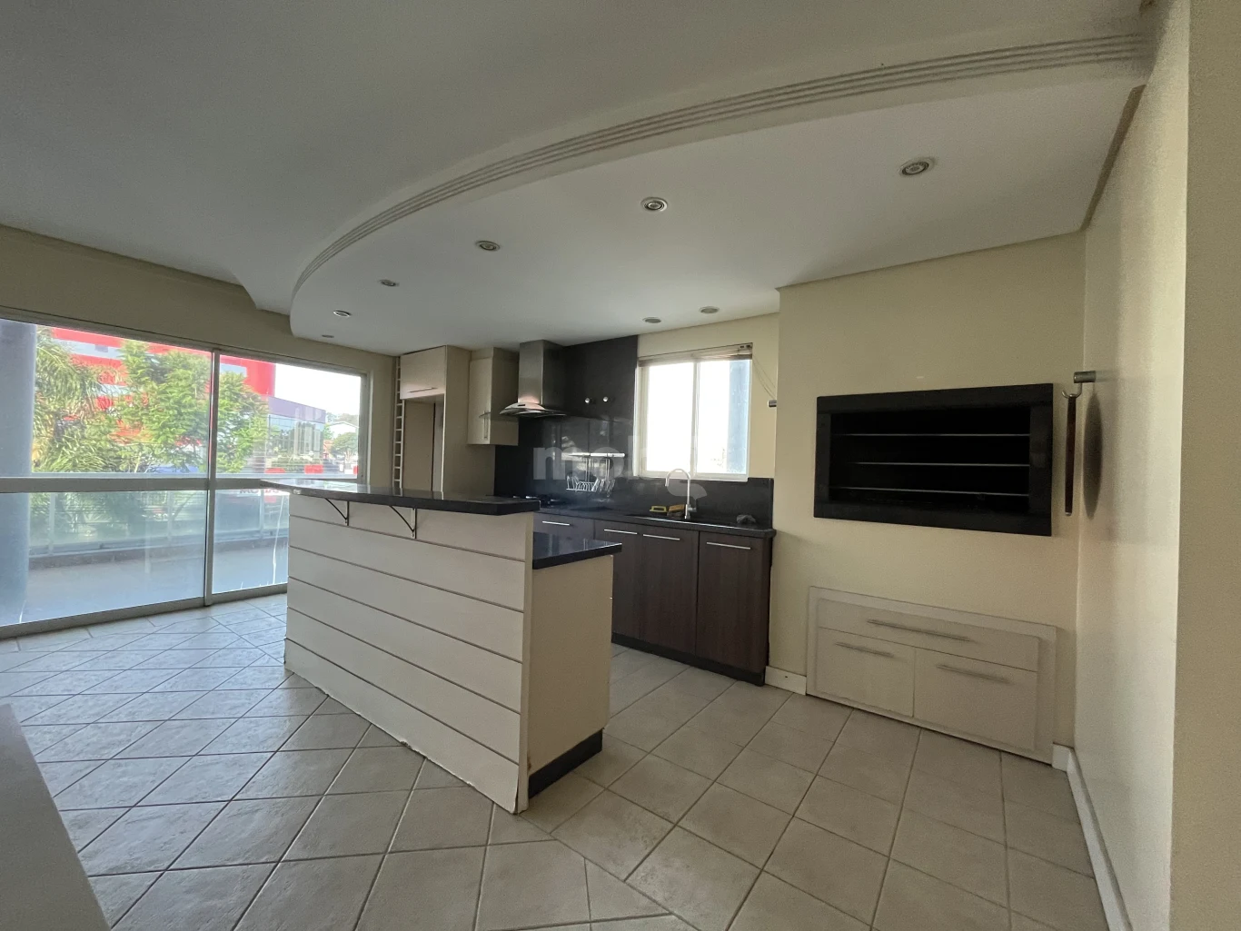 Apartamento para alugar com 4 quartos