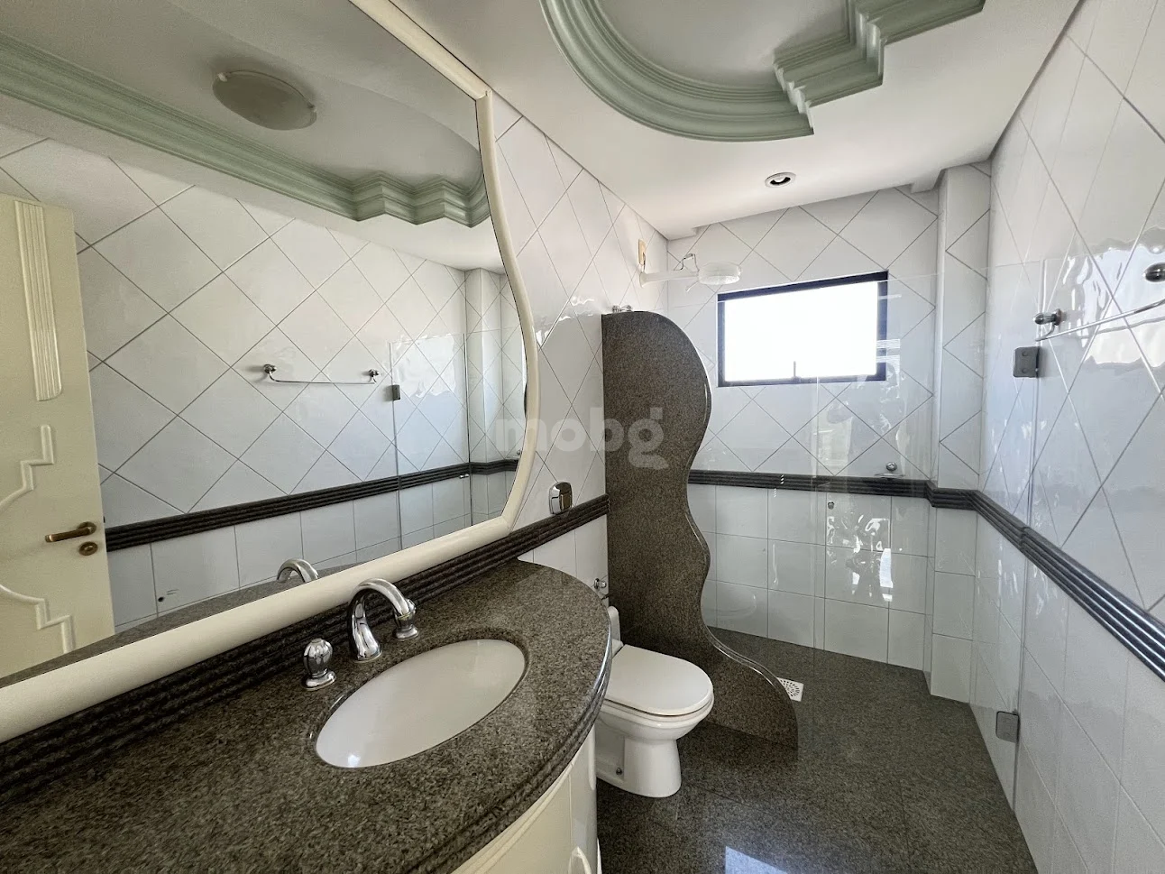 Apartamento para alugar com 4 quartos