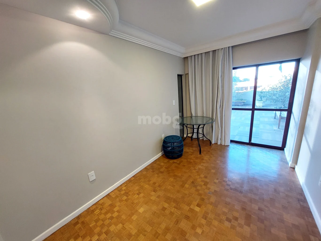 Apartamento para alugar com 3 quartos