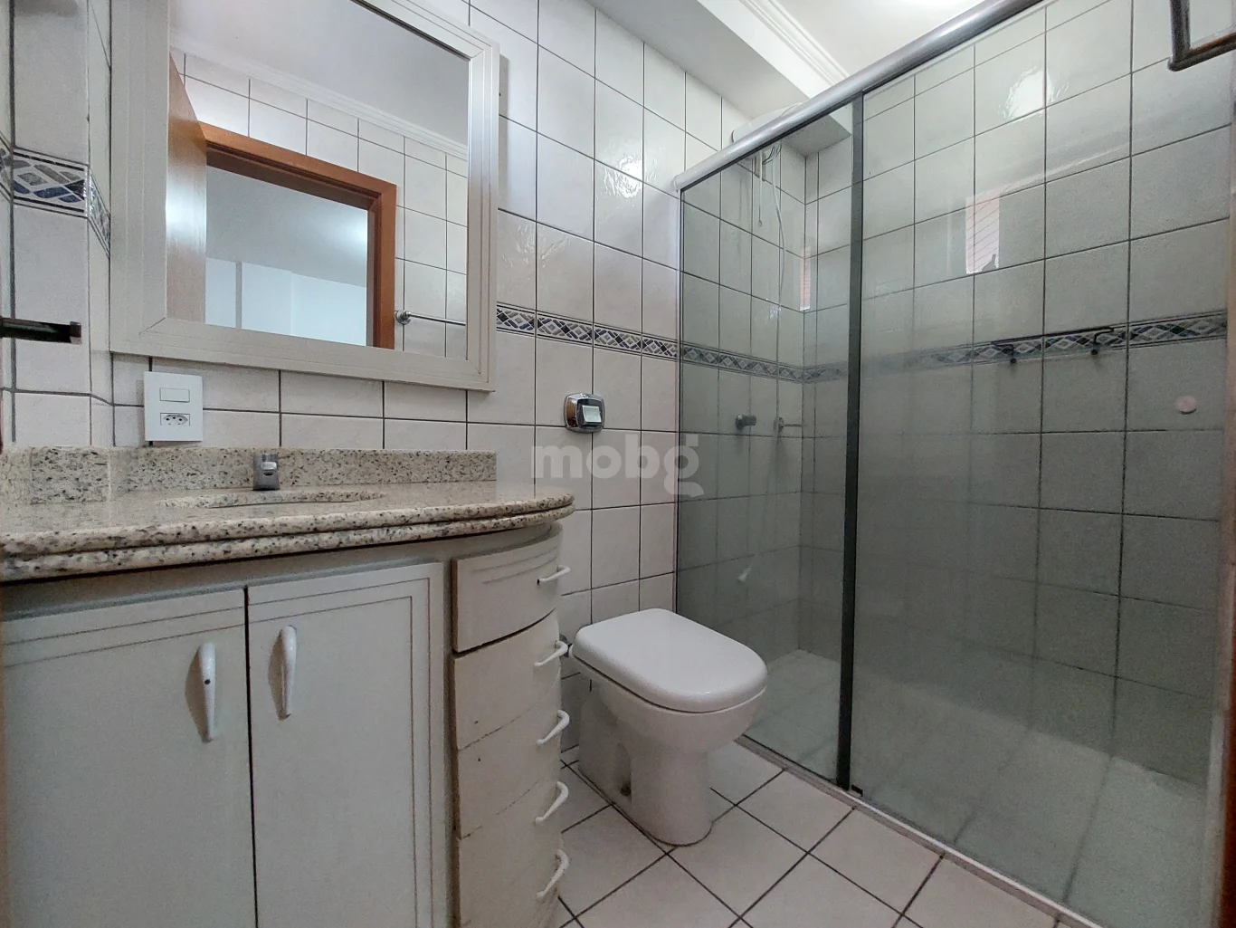 Apartamento para alugar com 3 quartos