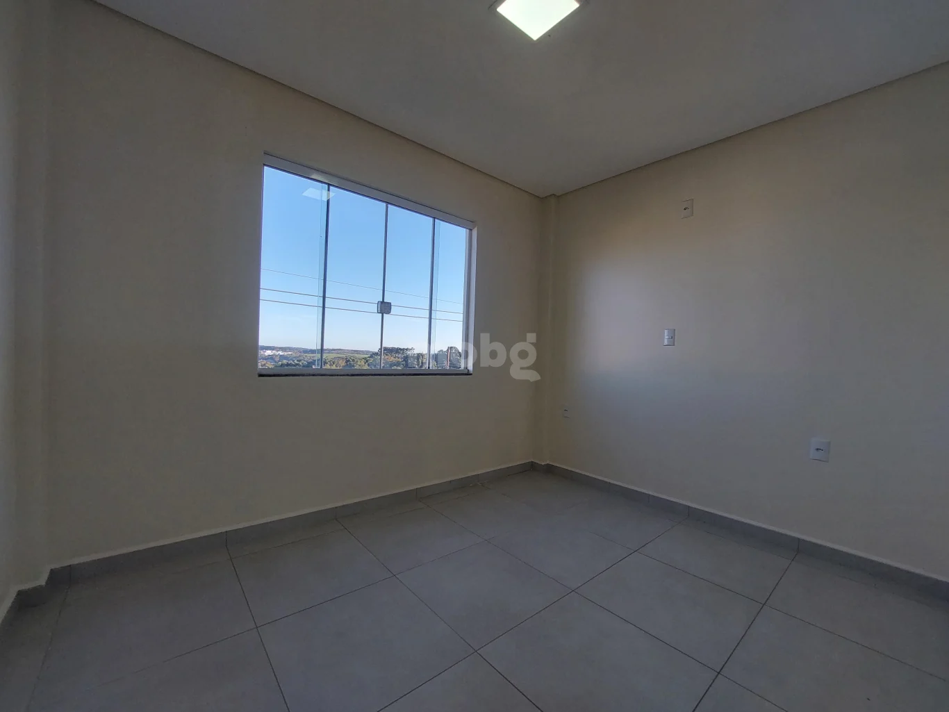 Apartamento para alugar com 2 quartos