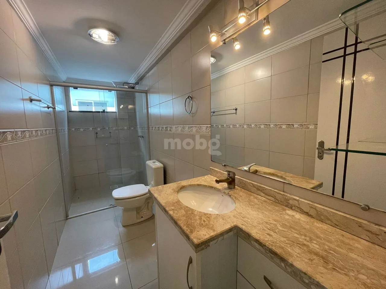 Apartamento para alugar com 3 quartos