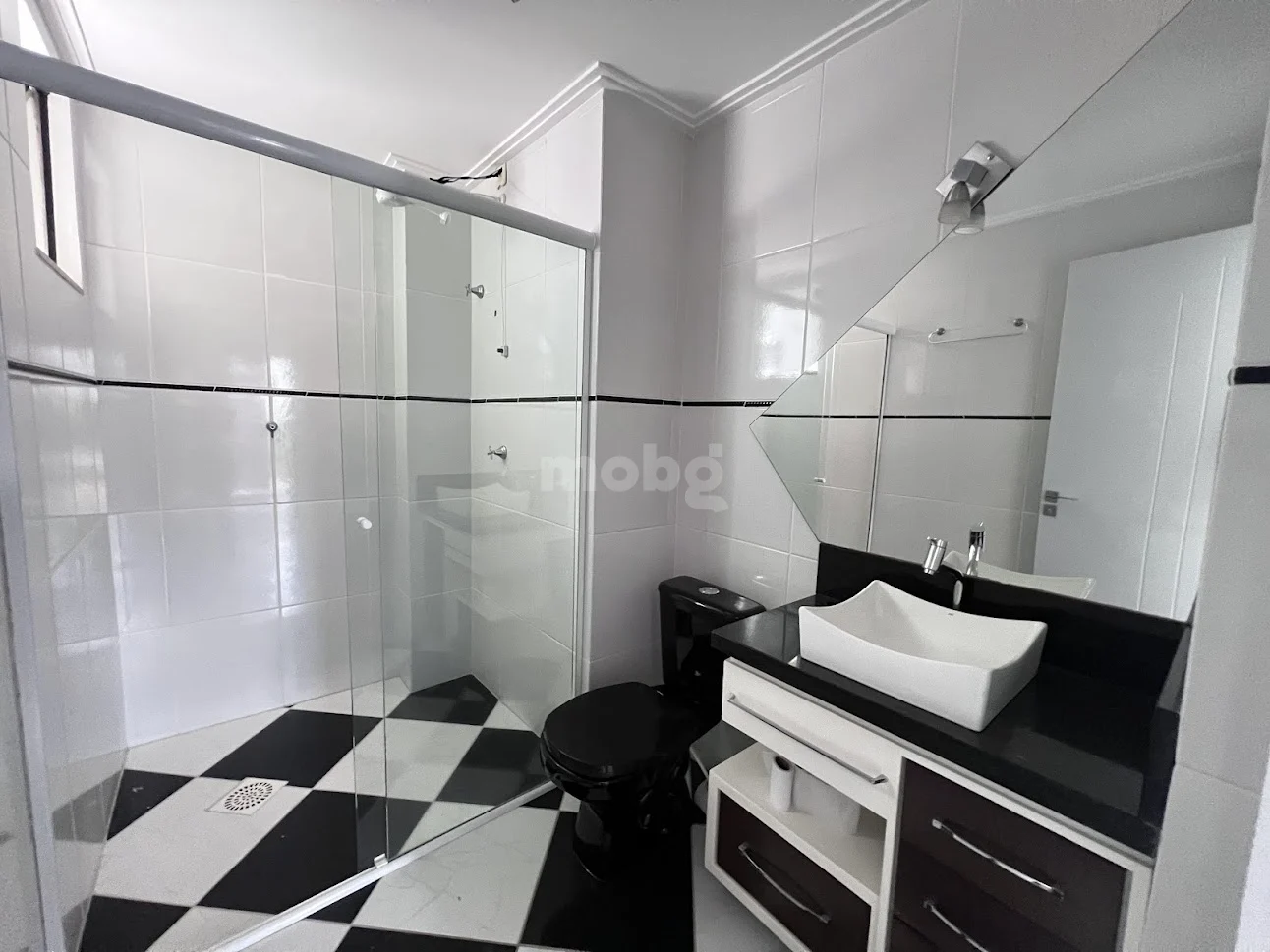 Apartamento para alugar com 3 quartos