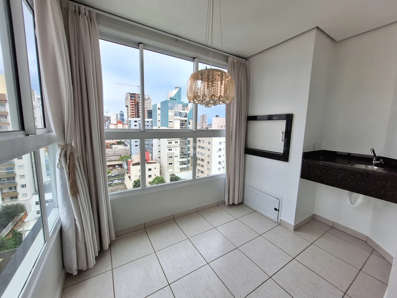 Apartamento para alugar com 2 quartos