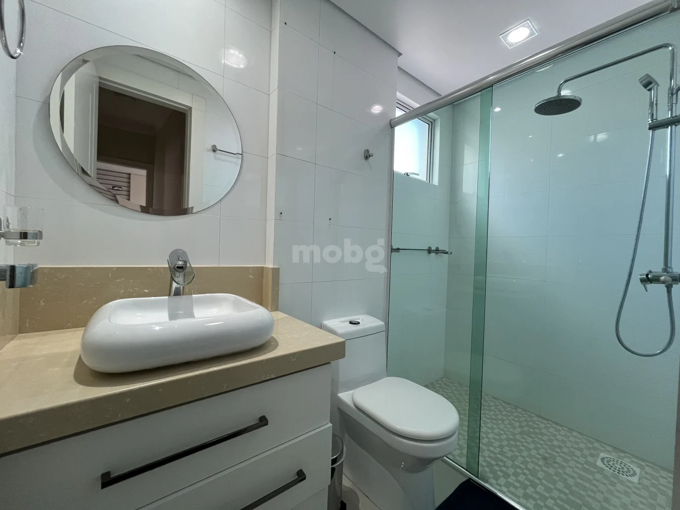 Apartamento para alugar com 3 quartos