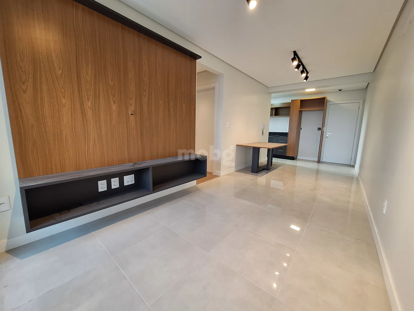 Apartamento para alugar com 2 quartos