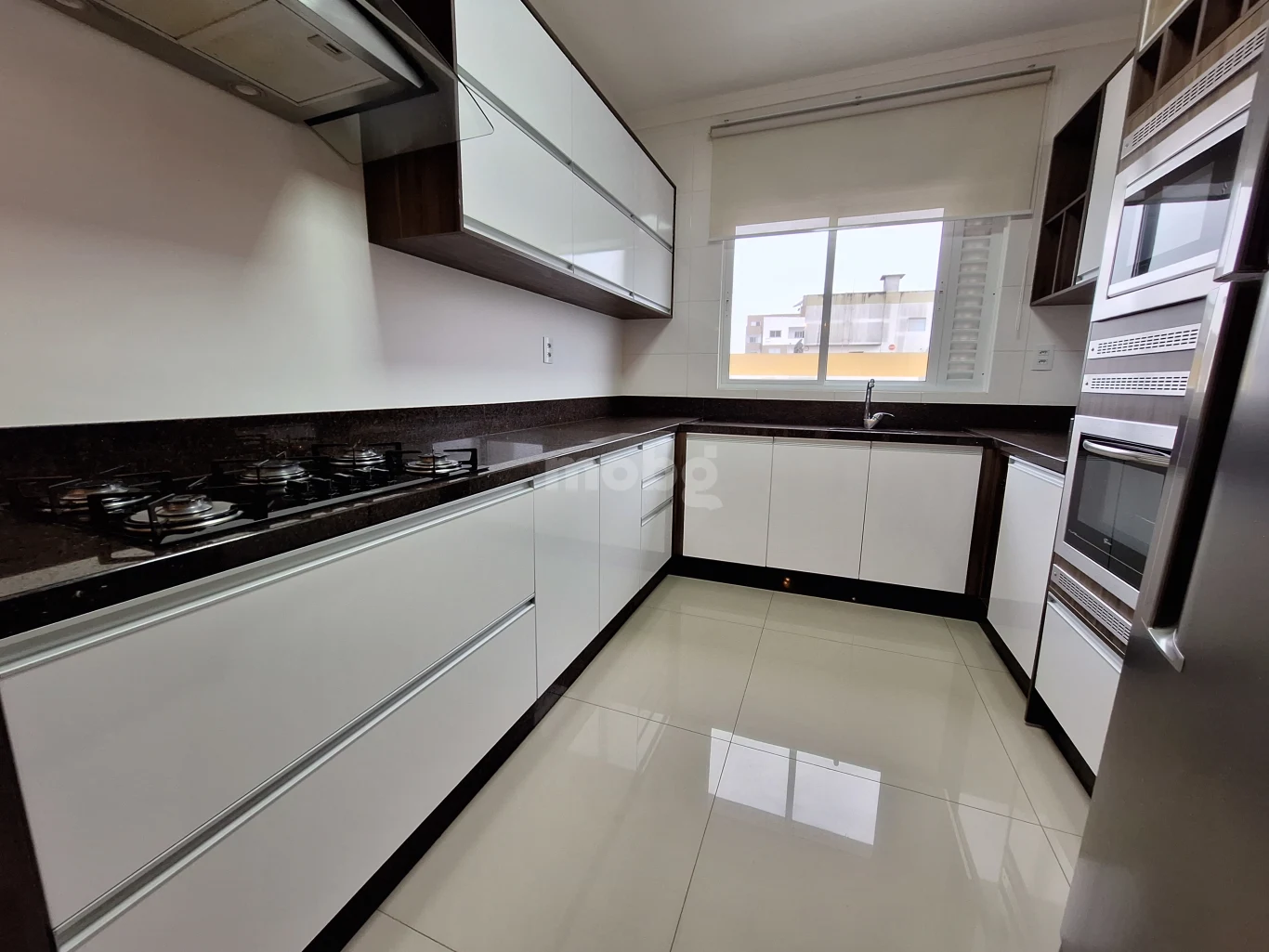 Apartamento para alugar com 3 quartos