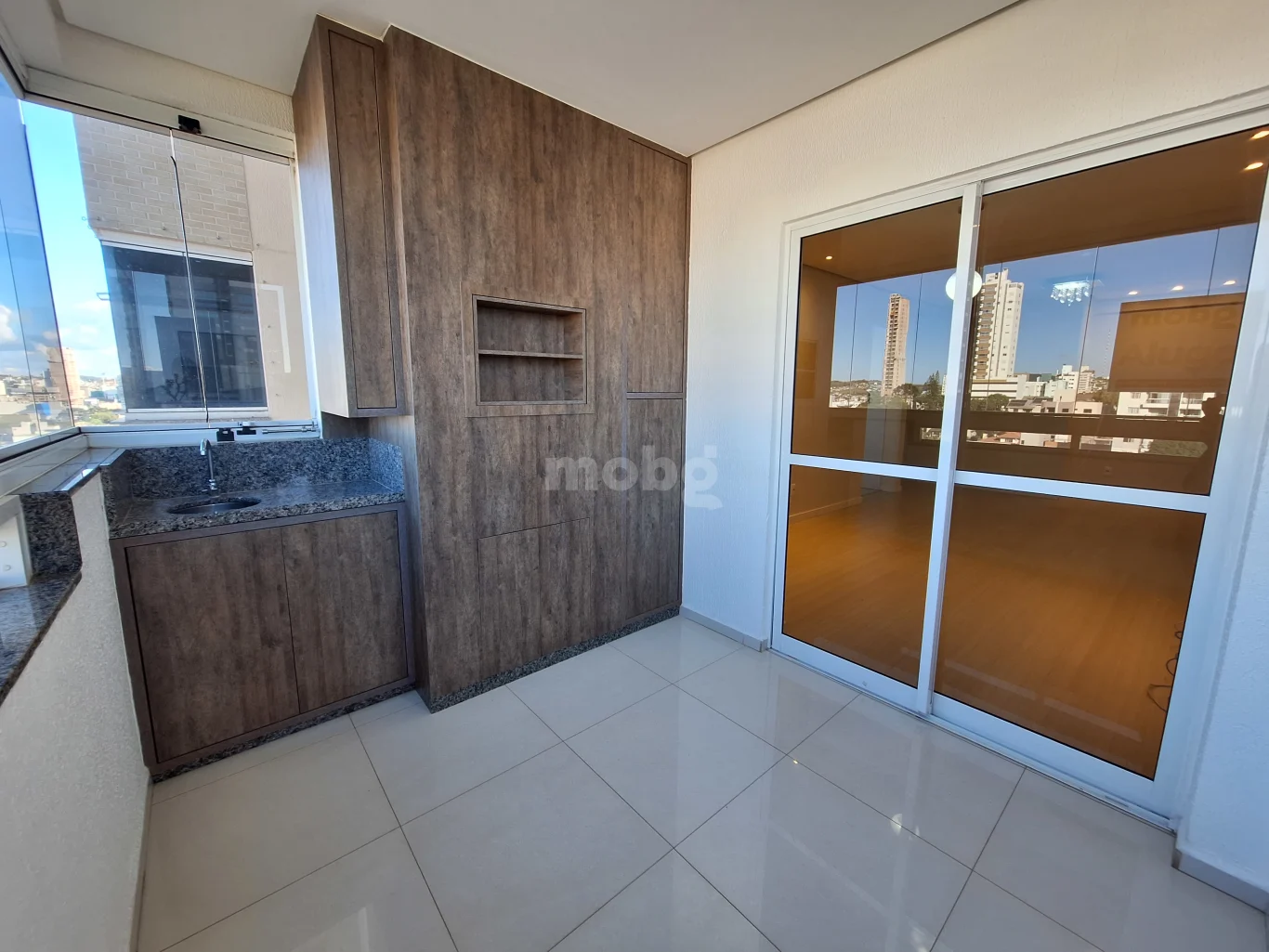 Apartamento para alugar com 3 quartos