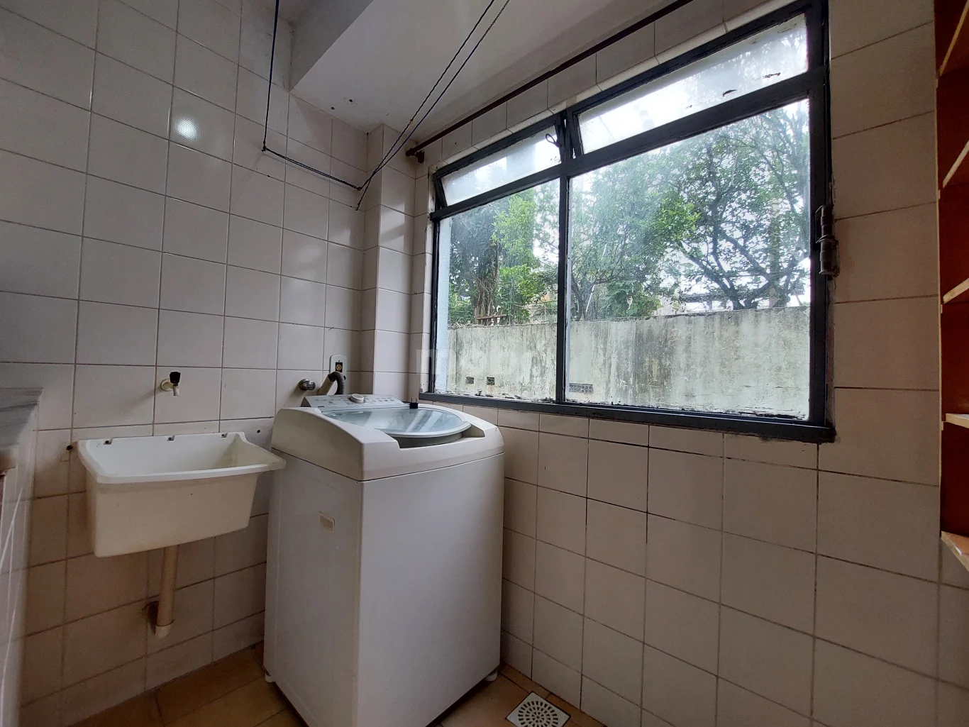 Apartamento para alugar com 1 quartos